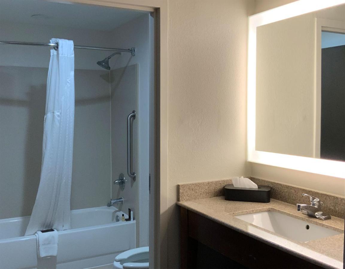 Wingate By Wyndham Jackson Ridgeland Hotel Buitenkant foto