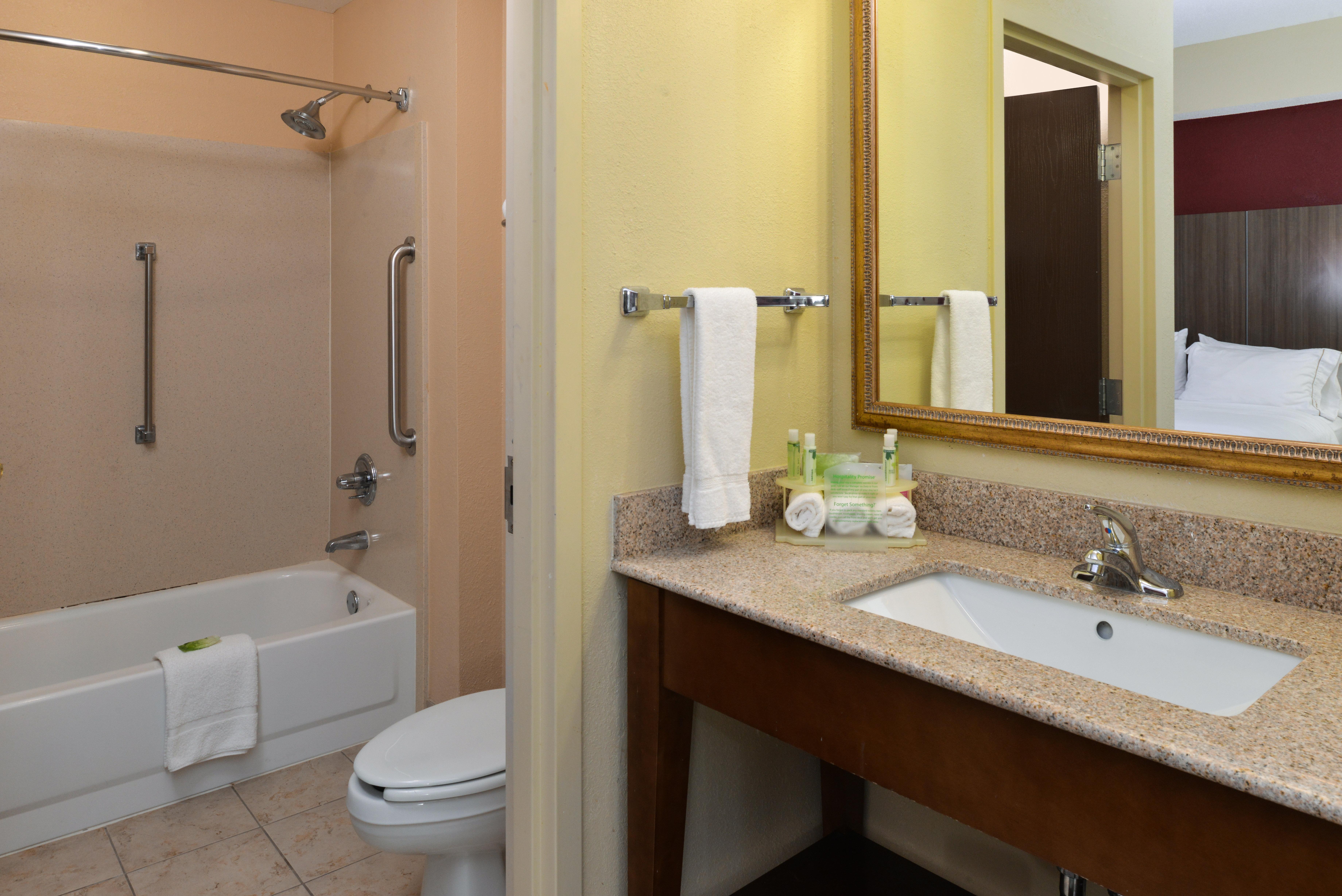 Wingate By Wyndham Jackson Ridgeland Hotel Buitenkant foto